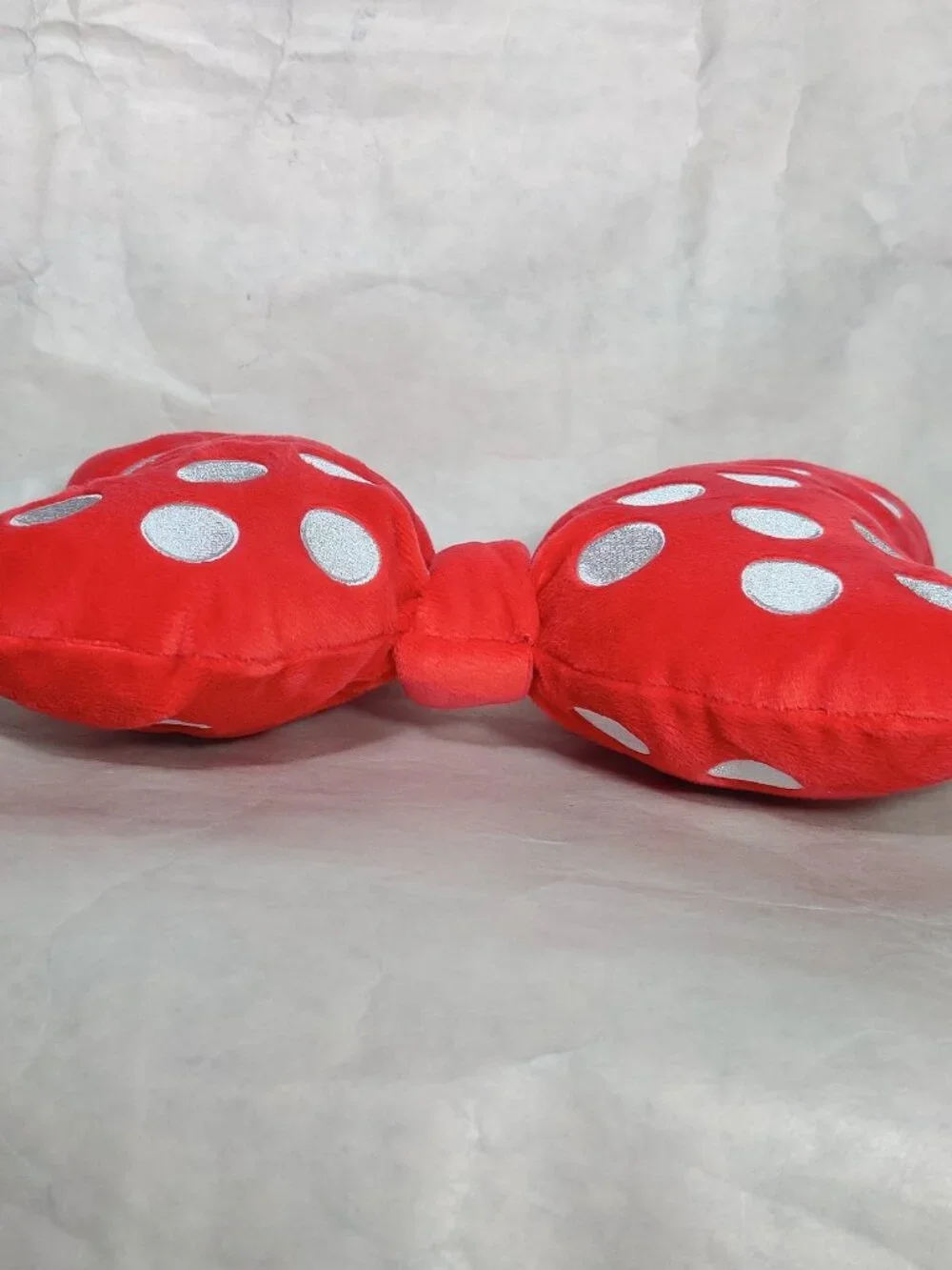 Harvey's Minnie Mouse Plush Bow Crossbody Bag Purse Disney Polka Dot Disney 2021
